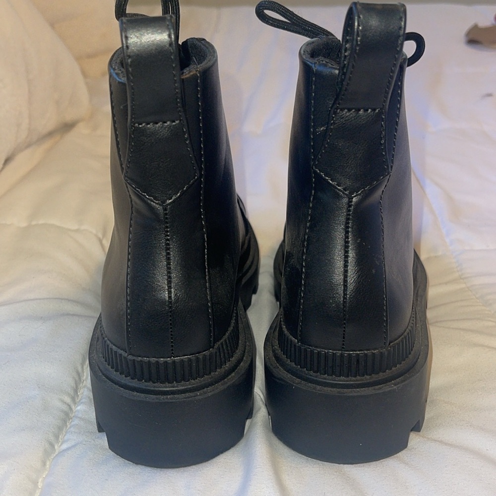 NWOBOX- DIVIDED Women’s black combat boots. 6 - Picture 3 of 5
